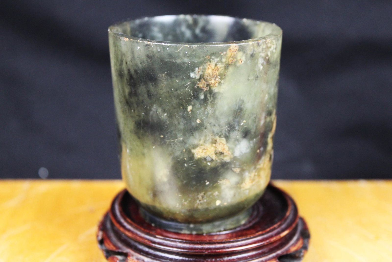 Antique Chinese Jade Cup: 2.5''x3''