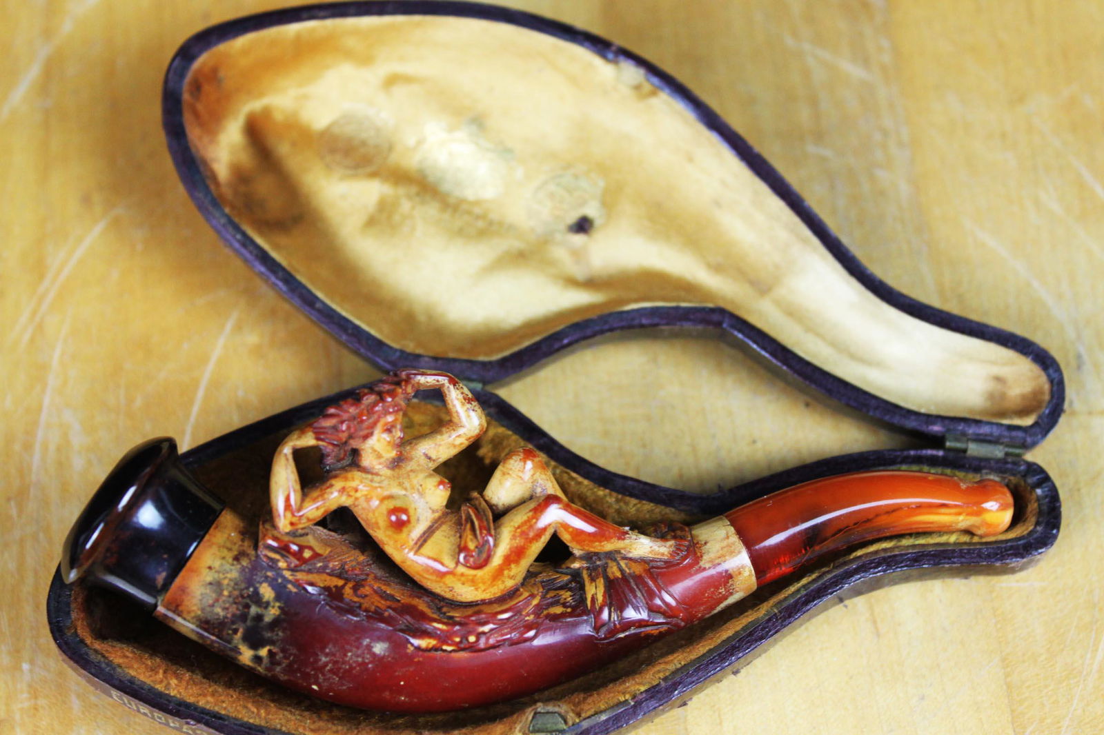 RARE ANTIQUE HAND CARVED LADY PIPE AMBER STEM BOX G.W. (1 of 8)