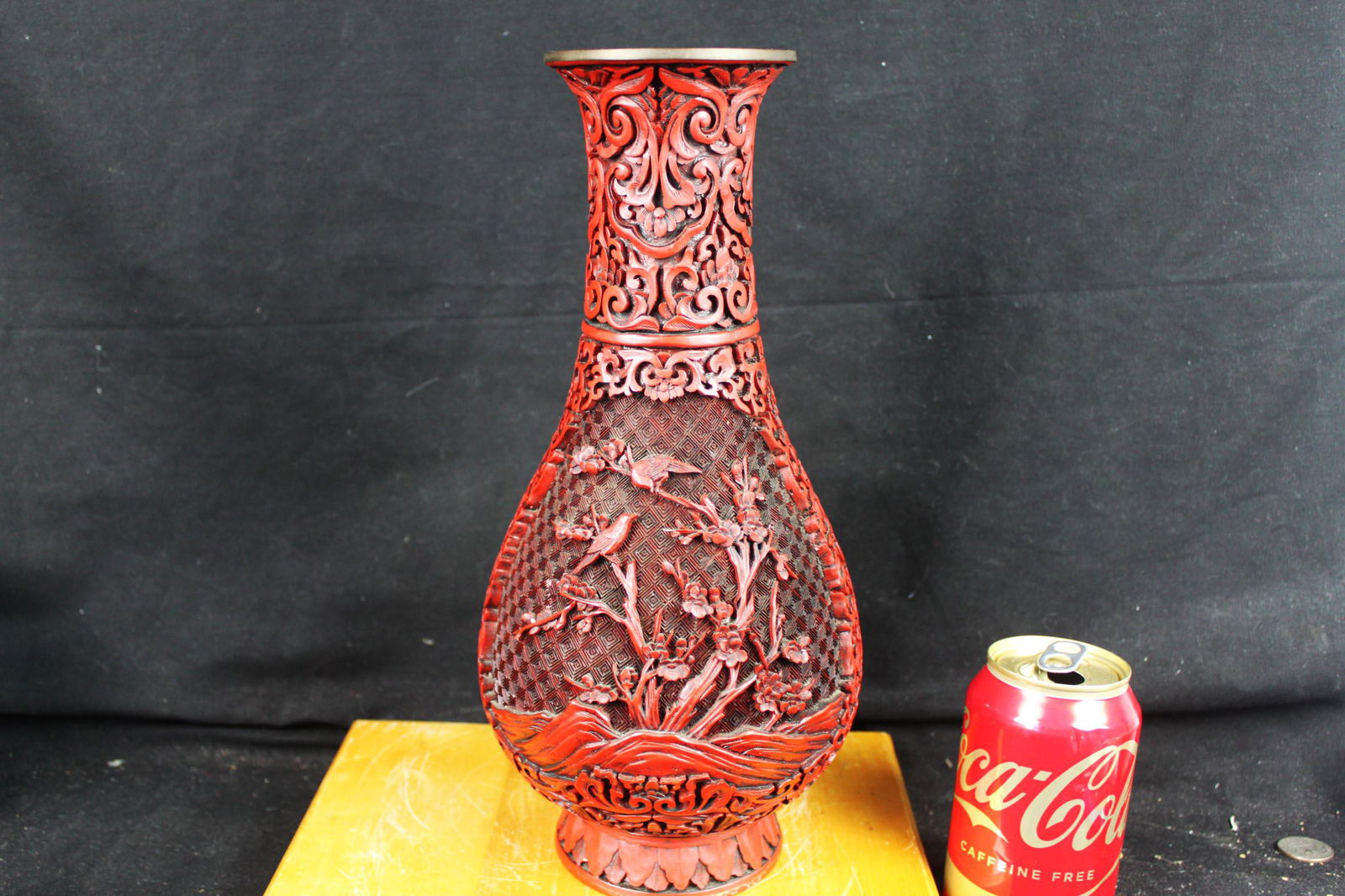 Chinese Cinnabar Lacquered Vase (1 of 8)