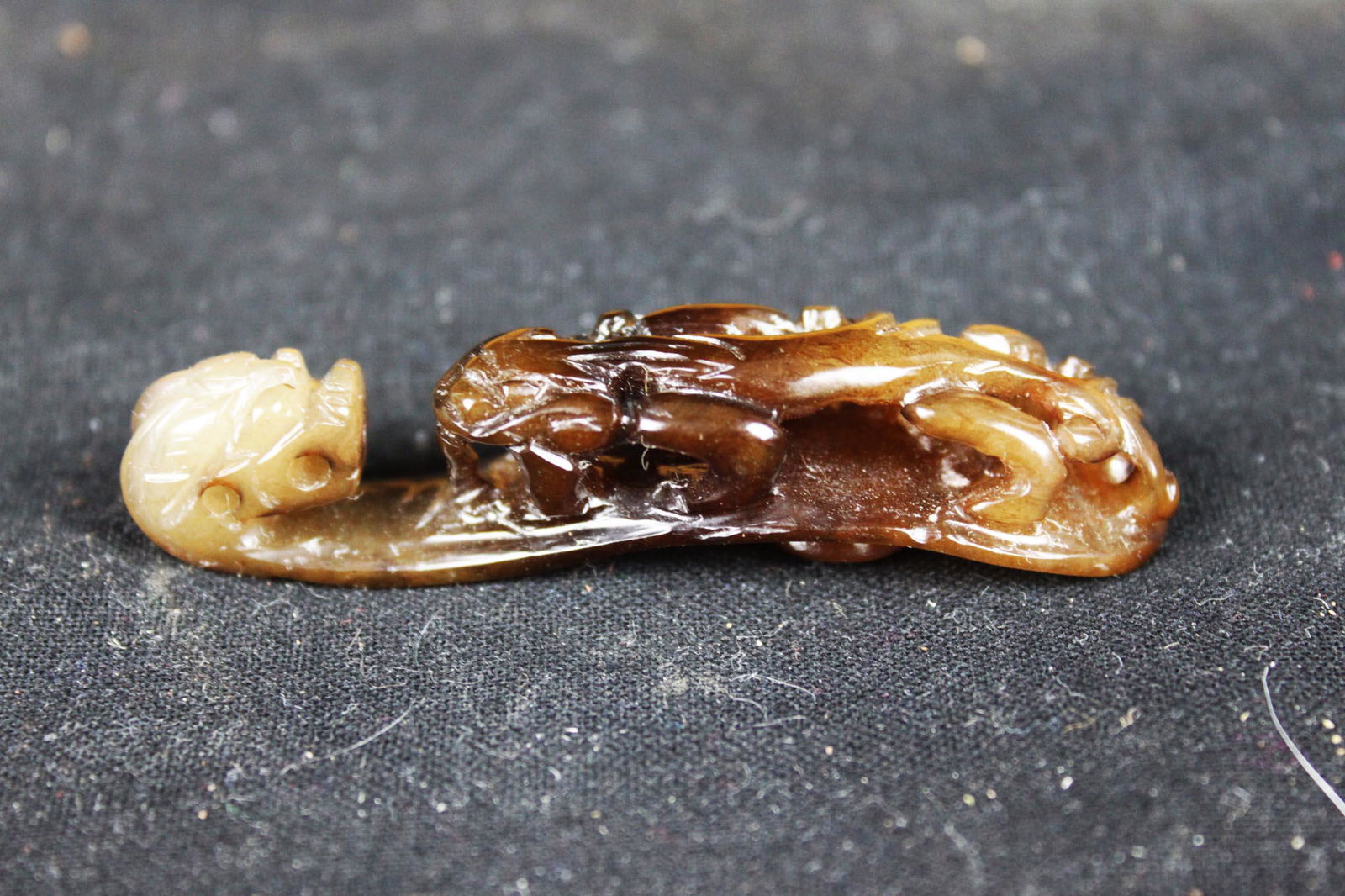 Hand Carved jade item - pen holder/chopstick stand (1 of 7)