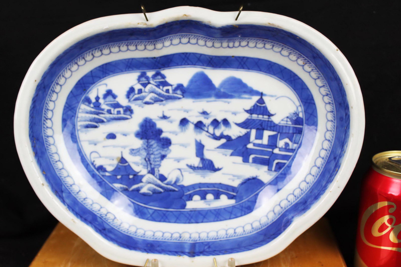 Antique Chinese Blue&White Porcelain Plate 18th century: 10''x8''x2''
