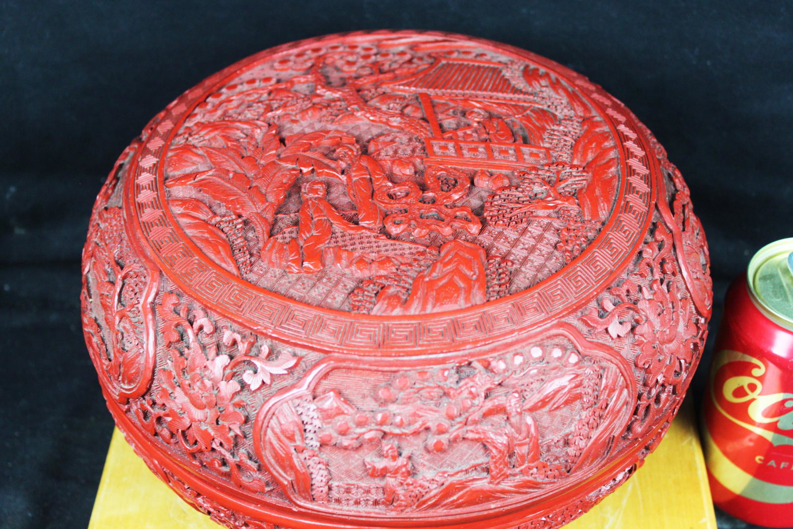 Antique Chinese Cinnabar Lacquered Box -Circle Round (1 of 11)