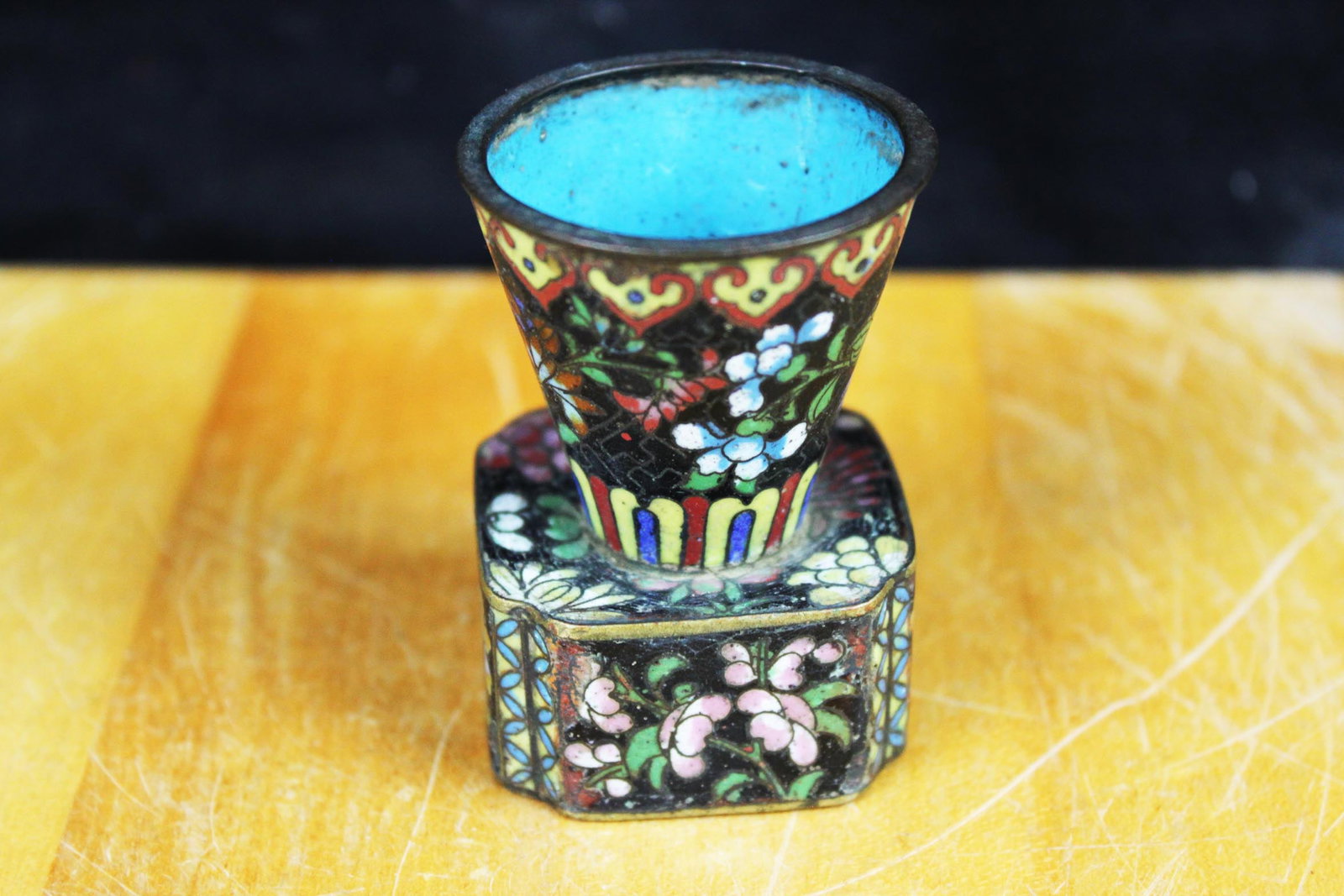 Antique Chinese Cloisonne candle holder: 2.5''x1.5''