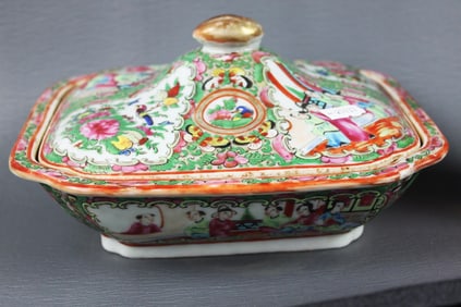 Antique Chinese Rose Medallion Porcelain