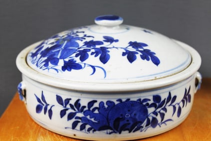Antique Chinese Blue and White Covered Porcelain Tureen