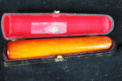 Antique Hand Carved Amber Smoke Filter