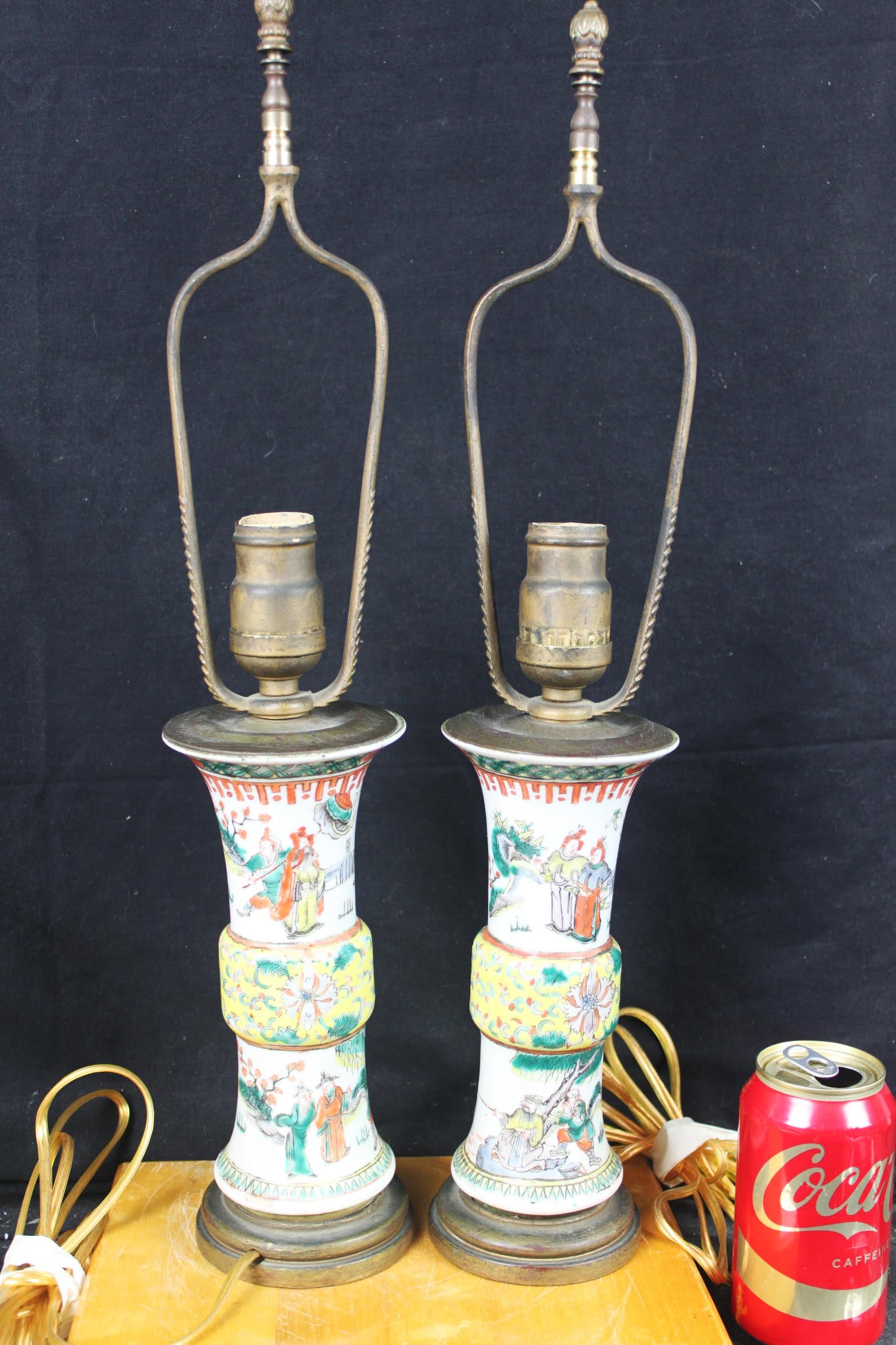 Pair of antique Chinese Crackle-Ware Vases / Lamps (1 of 11)