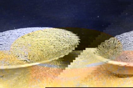 Antique Gold&Black porcelain chinese bowl