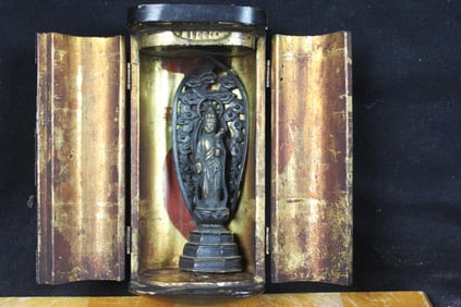 Antique Chinese Budda Figure with Wooden box