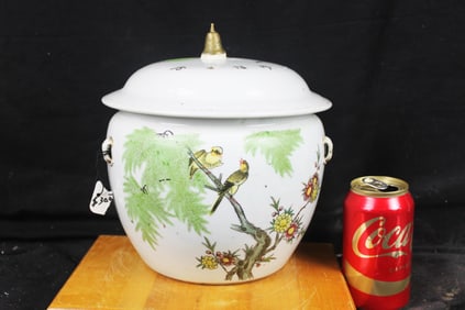 Antique Chinese porcelain famille rose Bucket Jar w/ Lid