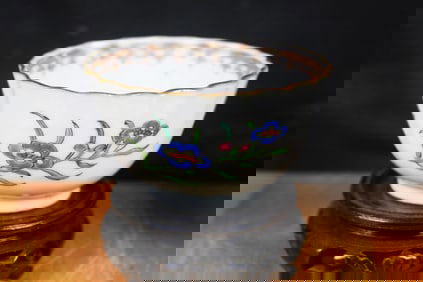Antique chinese porcelain bowl