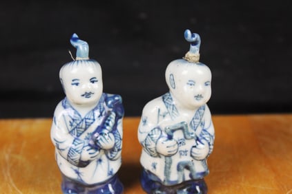 A pair chinese Blue&white Porcelain Snuff Bottles