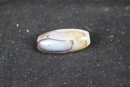 Handmade Original Tibetan,Chung Dzi Agate Bead,Tibetan Chung, Utmost Pure Agate, Himalayan Art