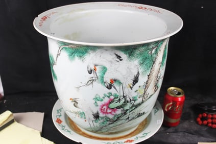 A Large Chinese Porcelain Planter