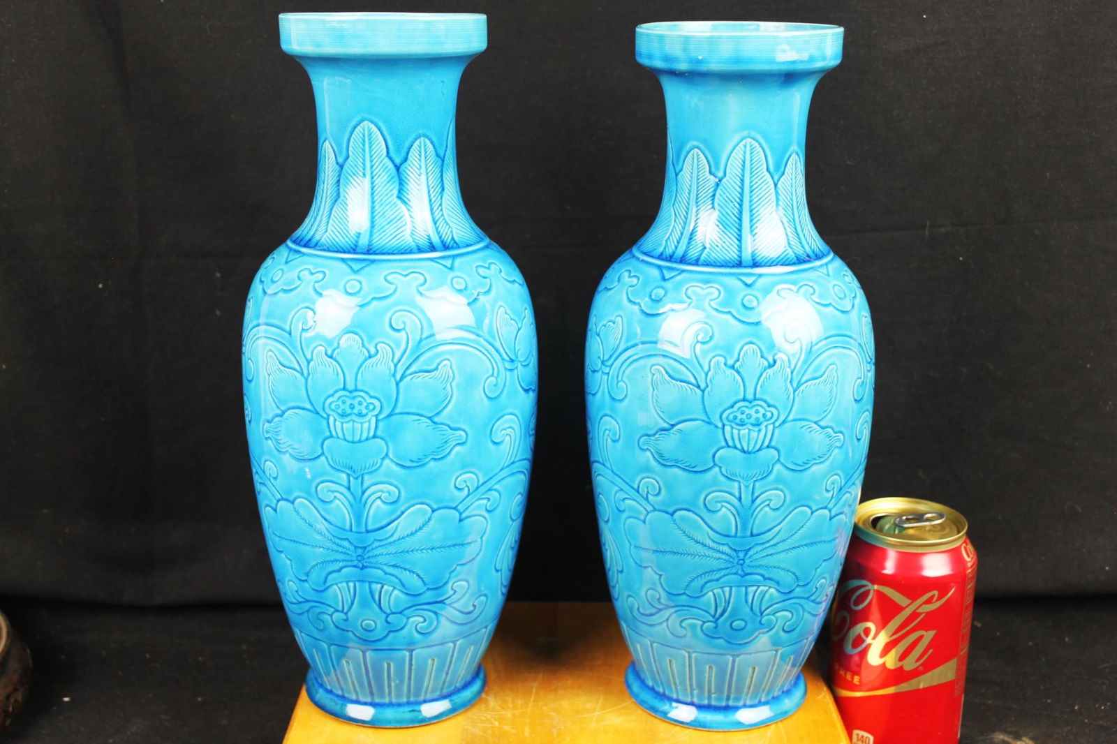 Antique Chinese Blue Porcelain Vase: 12''x4.5''