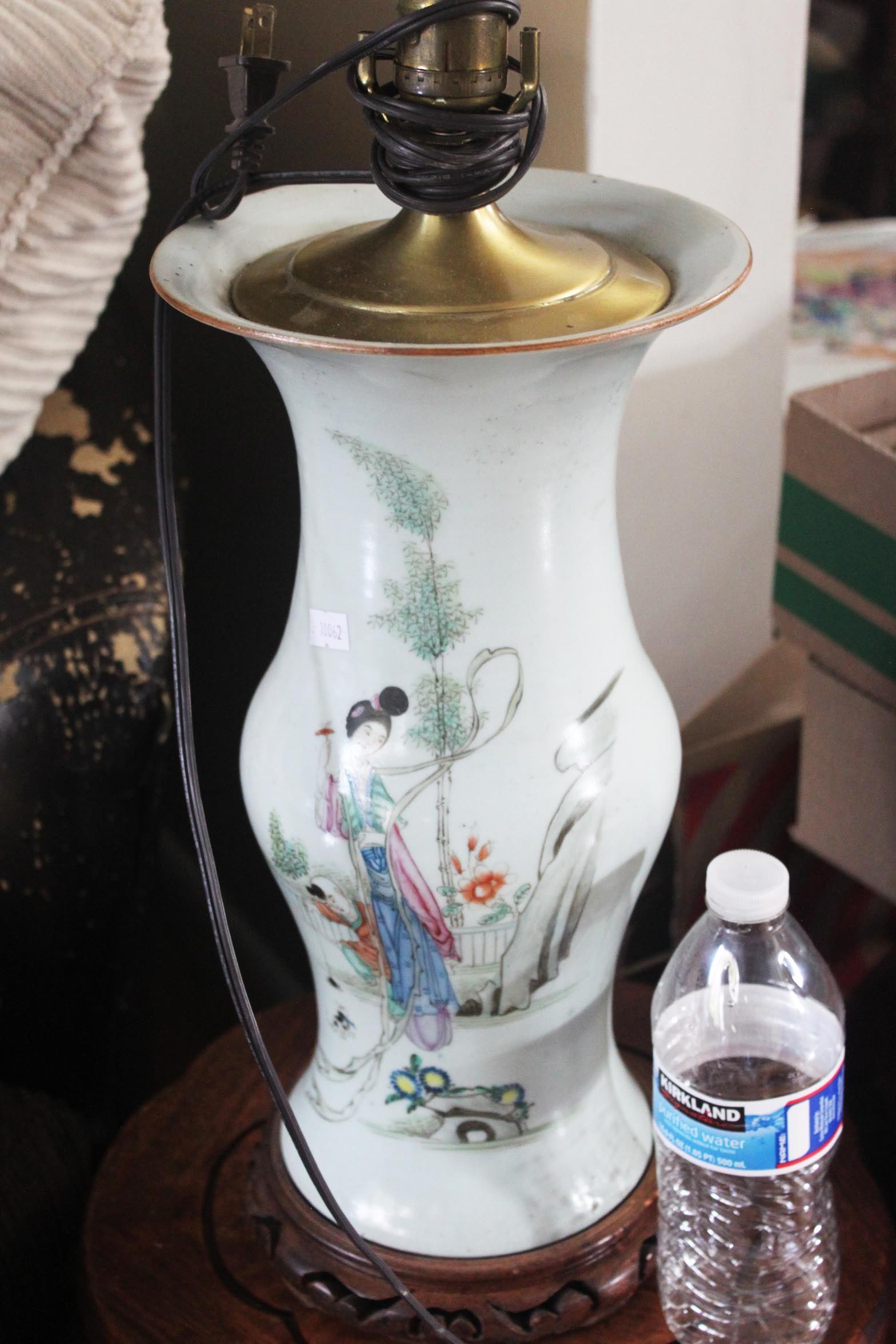 Vintage Chinese Famille Rose Porcelain Vase Converted to Lamp: 16''x7'' Court Lady & Child – 20th Century