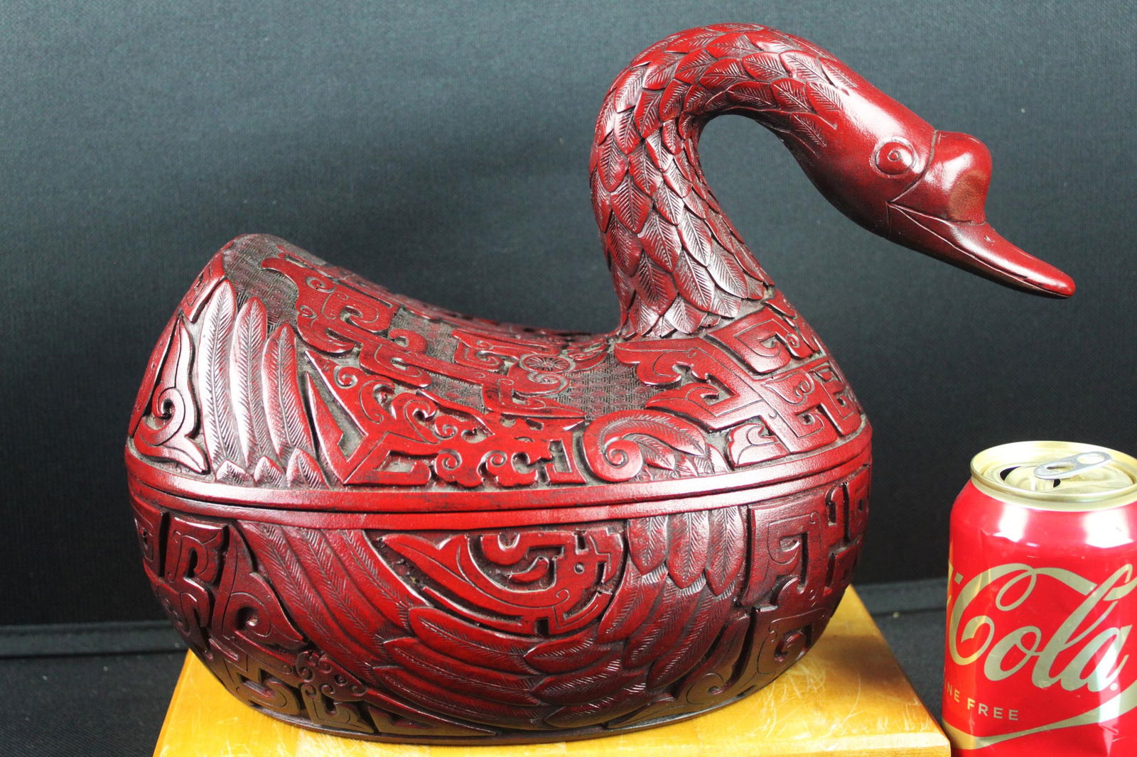 Large Chinese Carved Red Lacquer Duck-Form Box – Cinnabar Style with Geometric & Feather Motifs (1 of 12)
