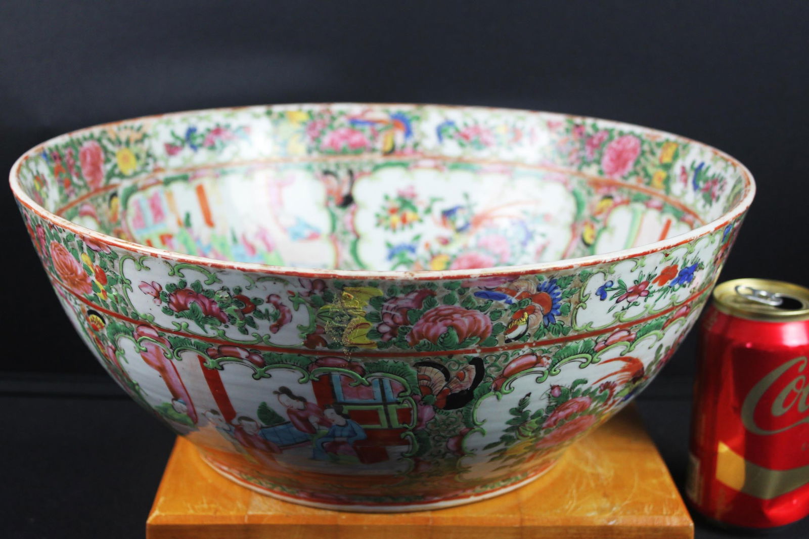 Large 19th-Century Chinese Rose Medallion Porcelain Punch Bowl (1 of 18)