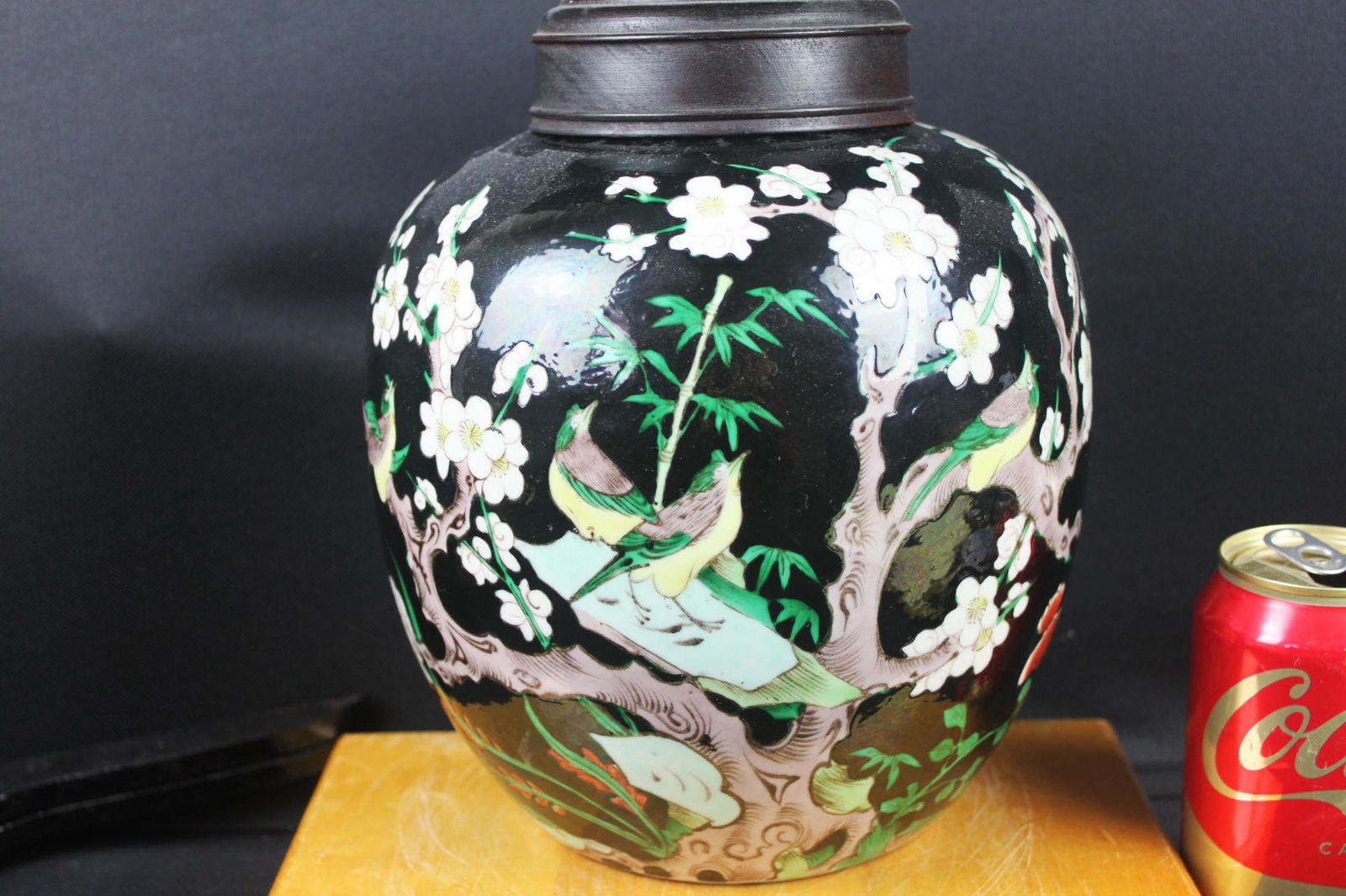 Antique Chinese Black famille Rose Porcelain Ginger Jar (1 of 15)