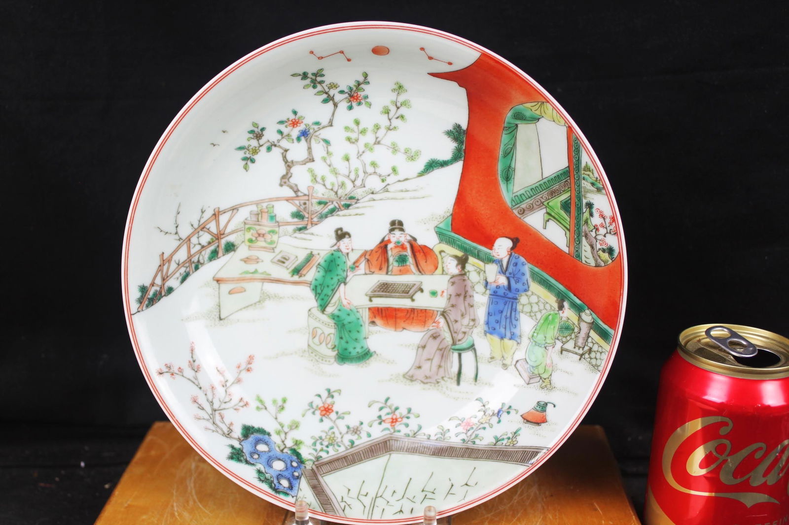 Chinese Porcelain Qing Dynasty Kangxi Multicolored Character Story Plate: 9''x2''