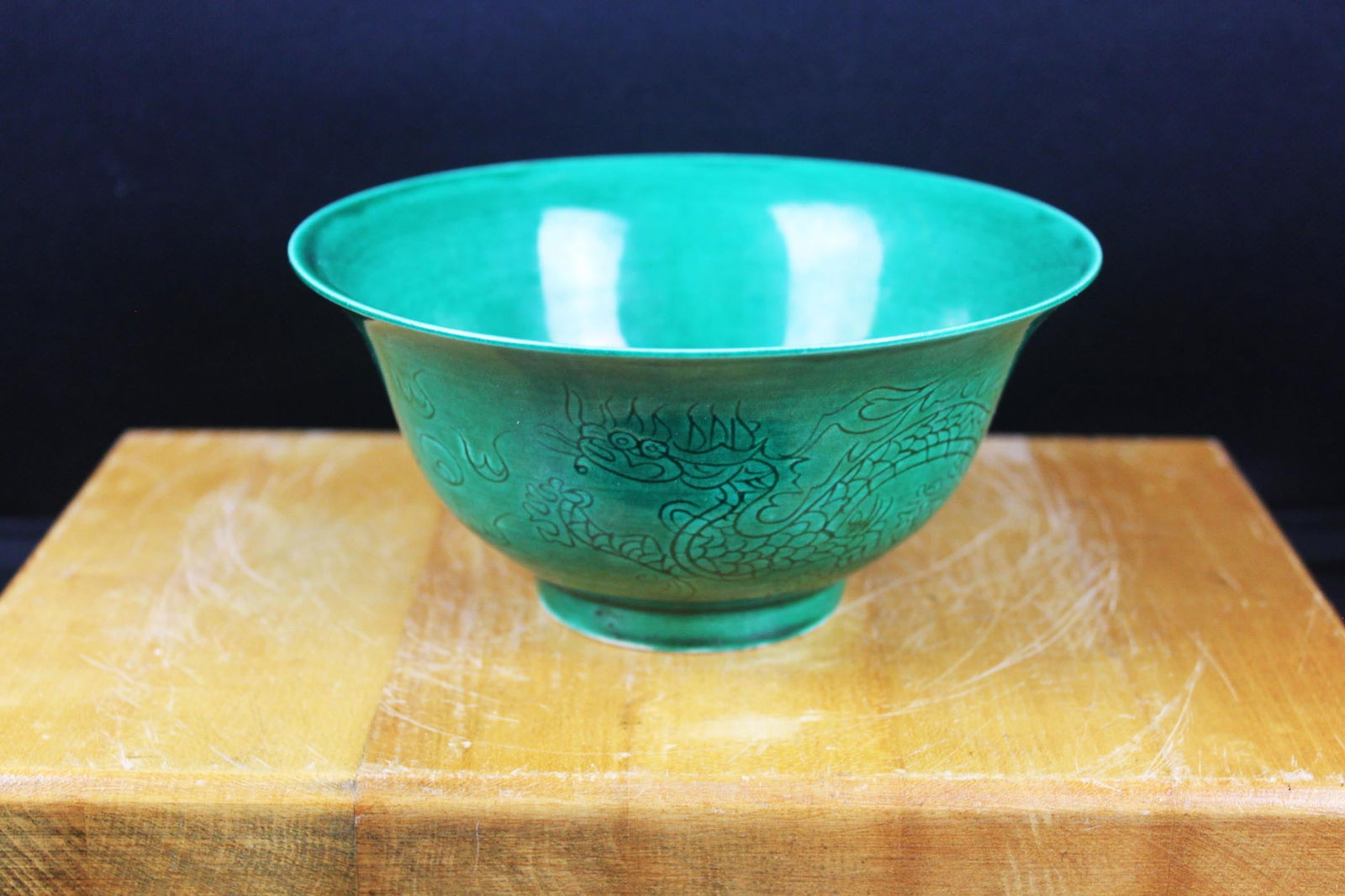 Antique-Style Chinese Green Glaze Dragon Bowl, Hand-Drawn Decoration (1 of 9)