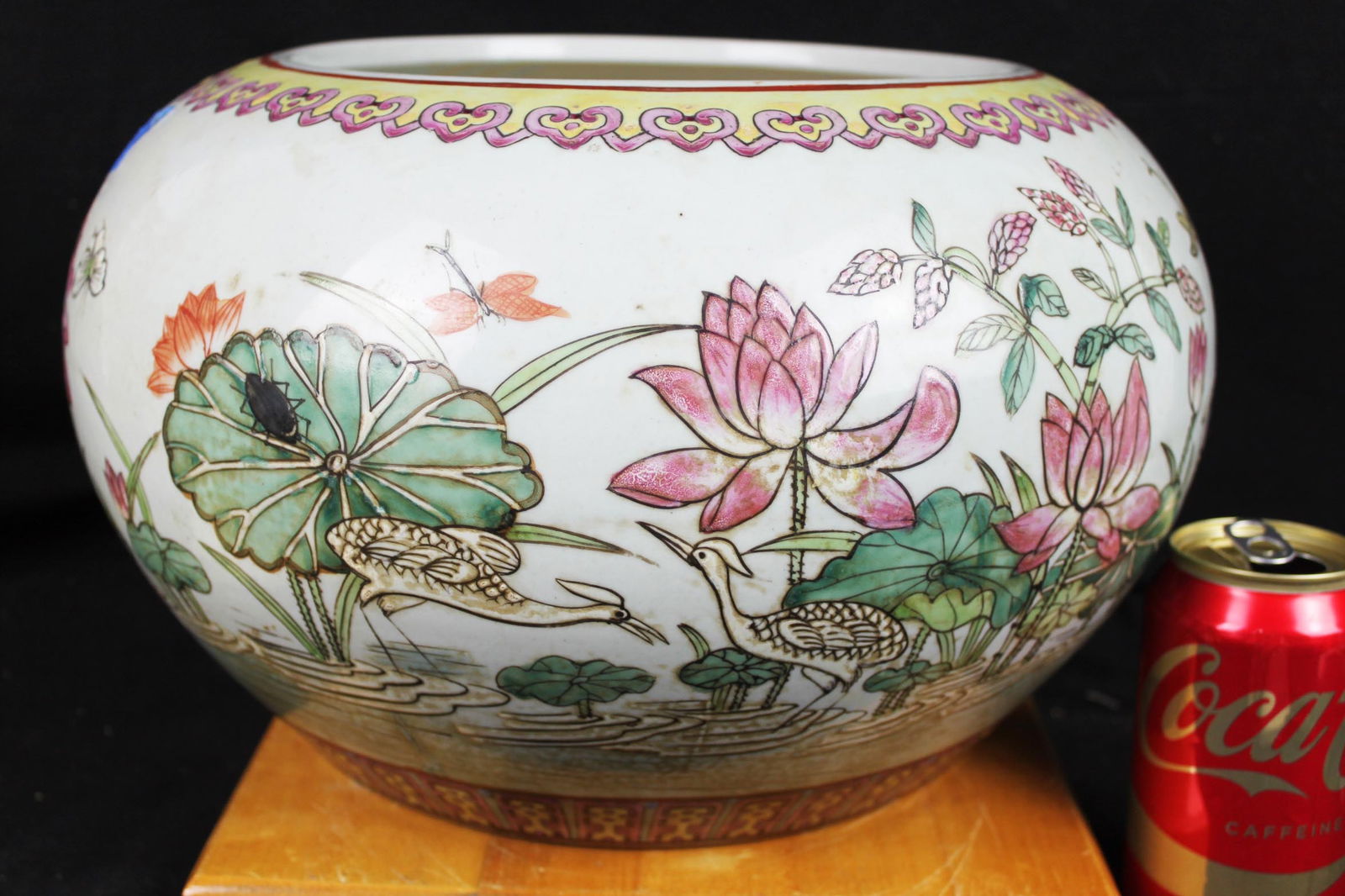 Antique Chinese Porcelain Fish Tank (1 of 12)