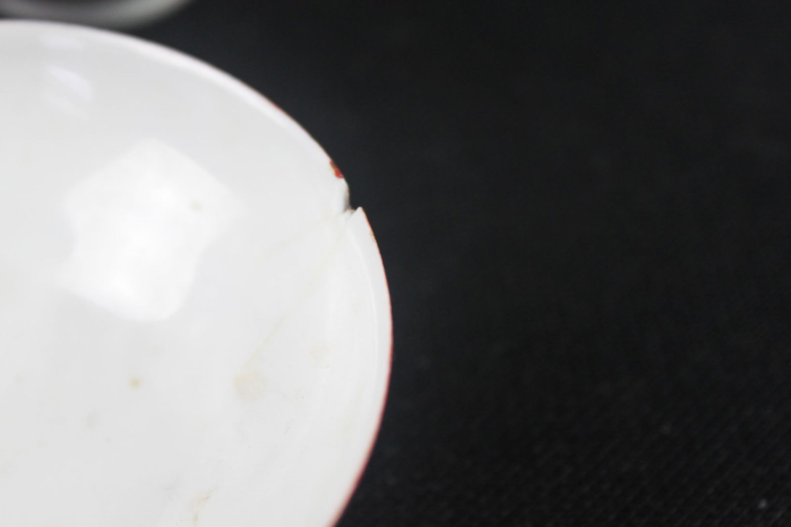 Vintage Chinese Famille Rose Porcelain Lot – Hand-Painted Figures & Floral Decoration - 12