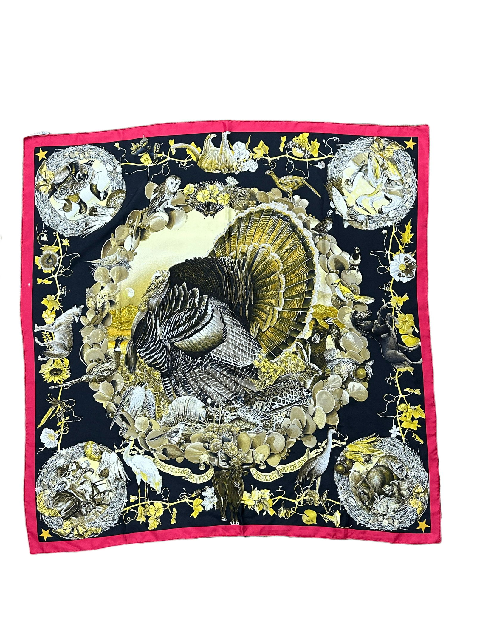 Hermes Faune et Flore Du Texas Wildlife Scarf: Hermes Faune et Flore Du Texas Wildlife Scarf. Good condition. Measures 35" x 35".