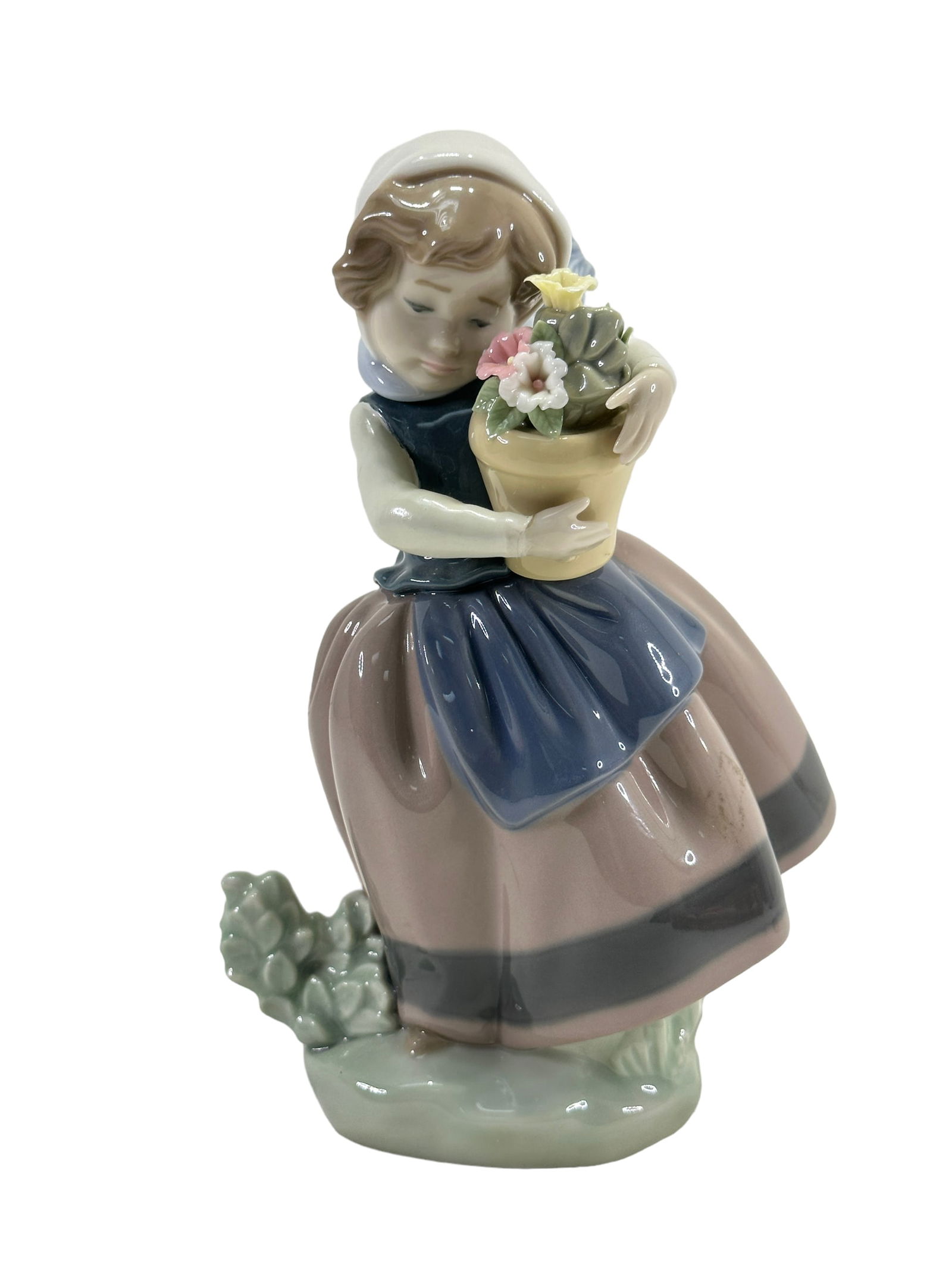 Lladro "Spring is Here" Figure (1 of 4)