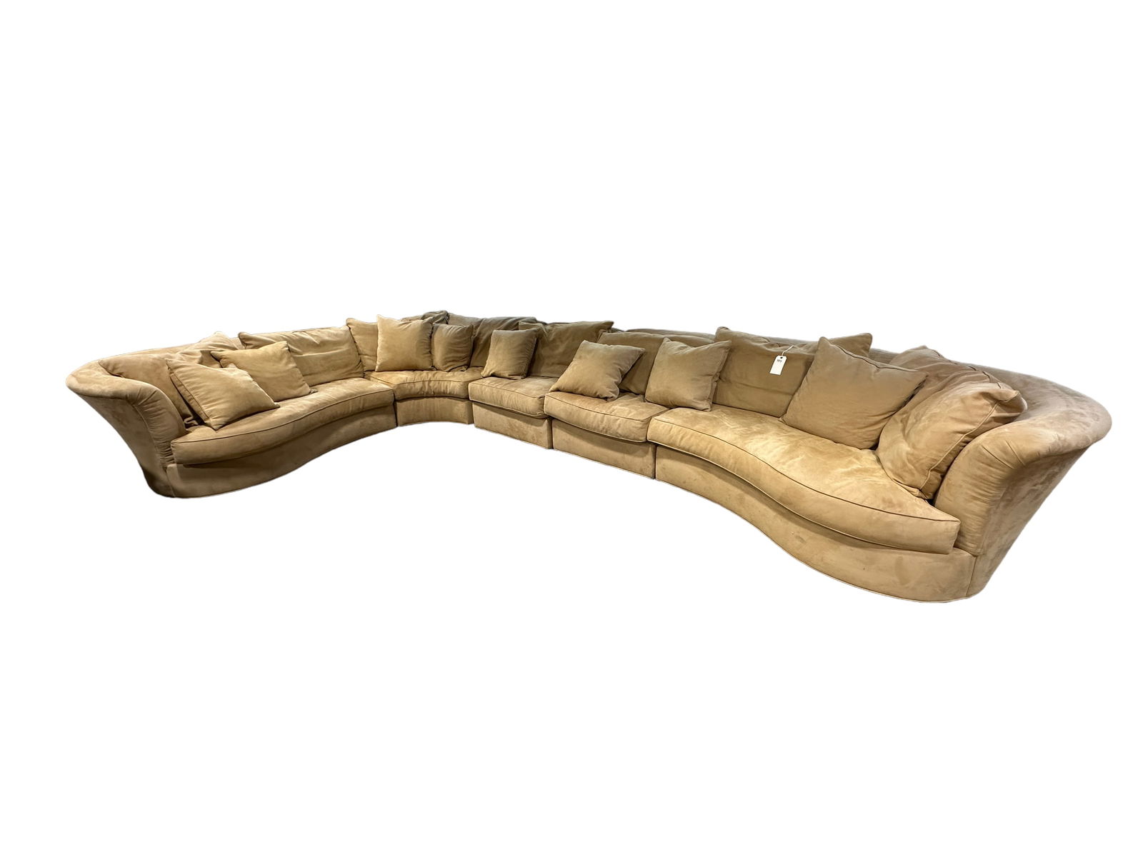 Large Curved 5 Piece Henredon Sectional: Large Curved 5 Piece Henredon Sectional. Measures approx. 17' x 11' x 2' 9"