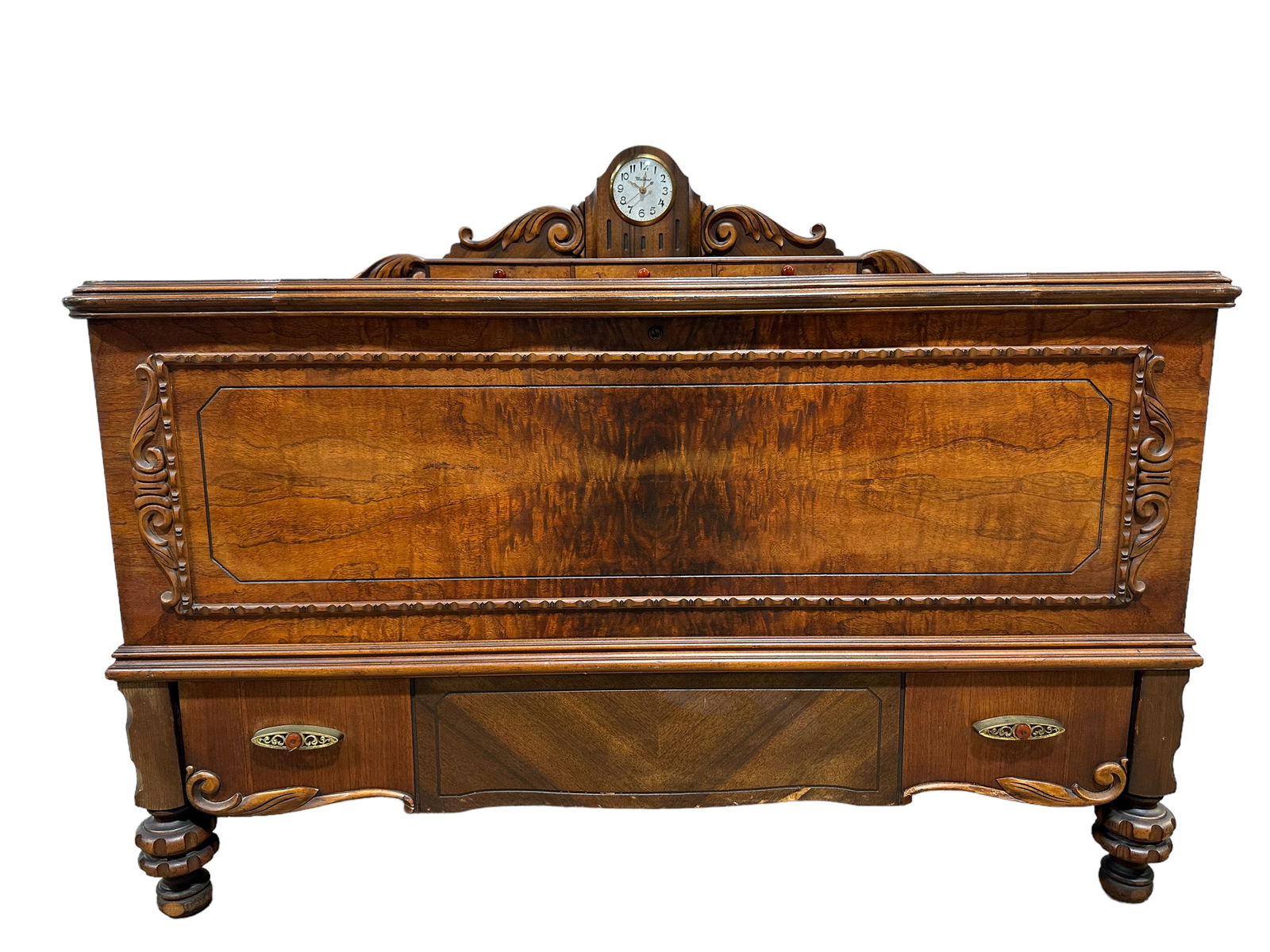 Unusual Lane Company Cedar Chest w/ Clock: Unusual Lane Company Cedar Chest w/ Clock. Measures approx. 36.5" Height x 48.25" Width x 19.25" Depth. This does not qualify for in-house shipping.