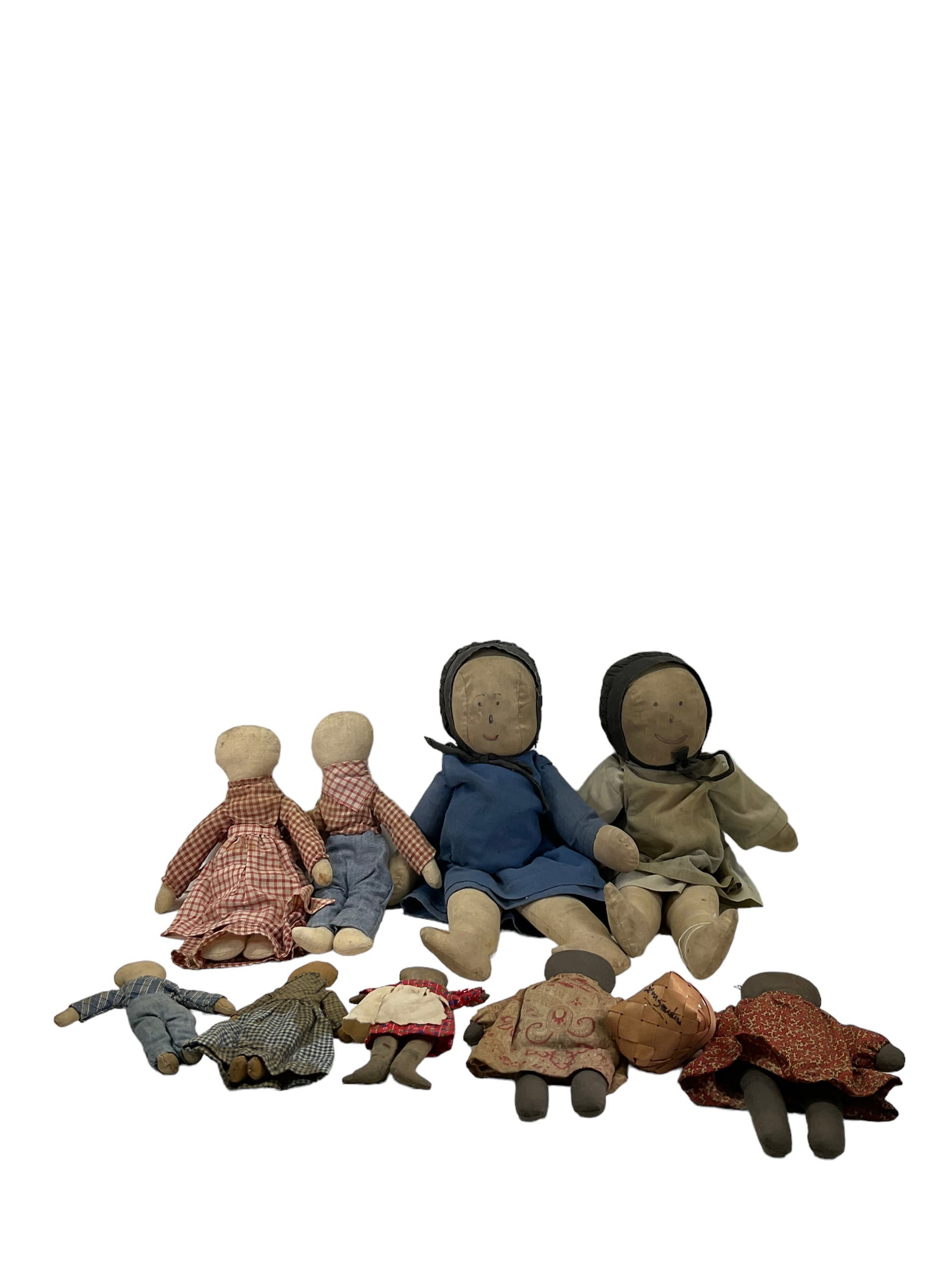 Lot of 9 Primitive Style Dolls (1 of 5)