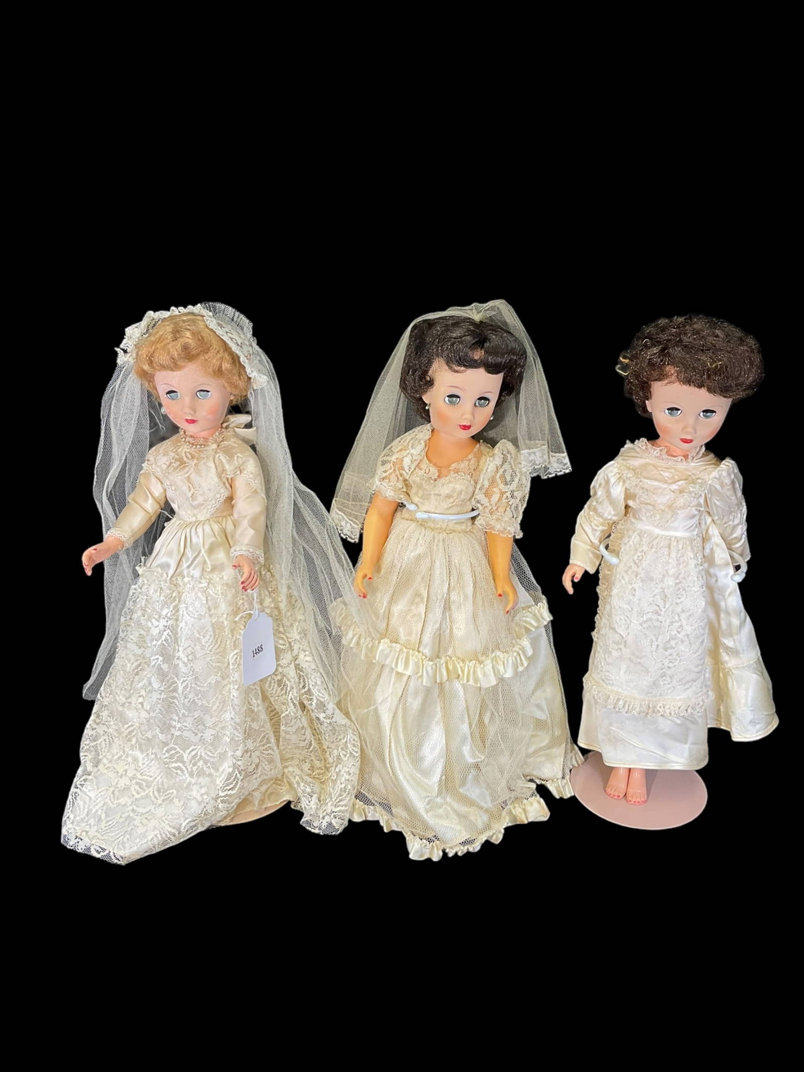 3 Deluxe Reading Co. Dolls Auction