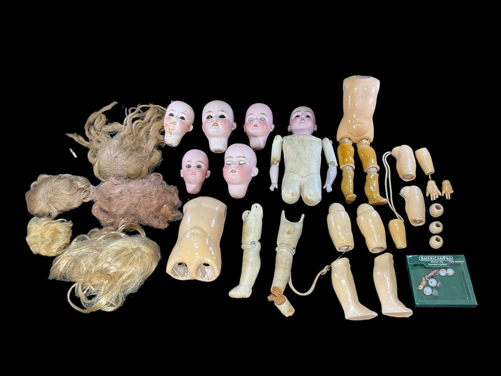 Assorted Doll Parts (1 of 9)