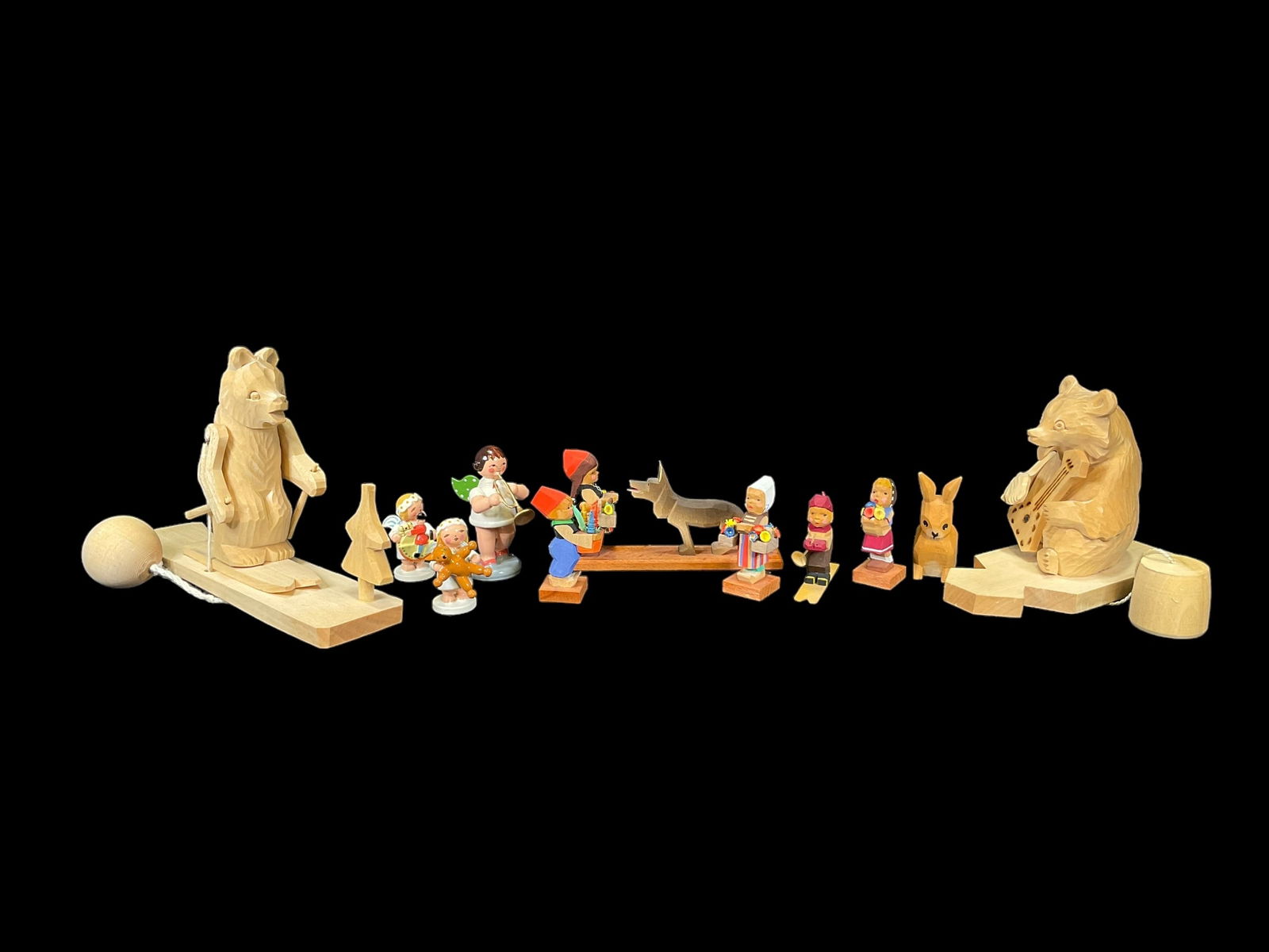 11- Wood Carved Figures (1 of 8)