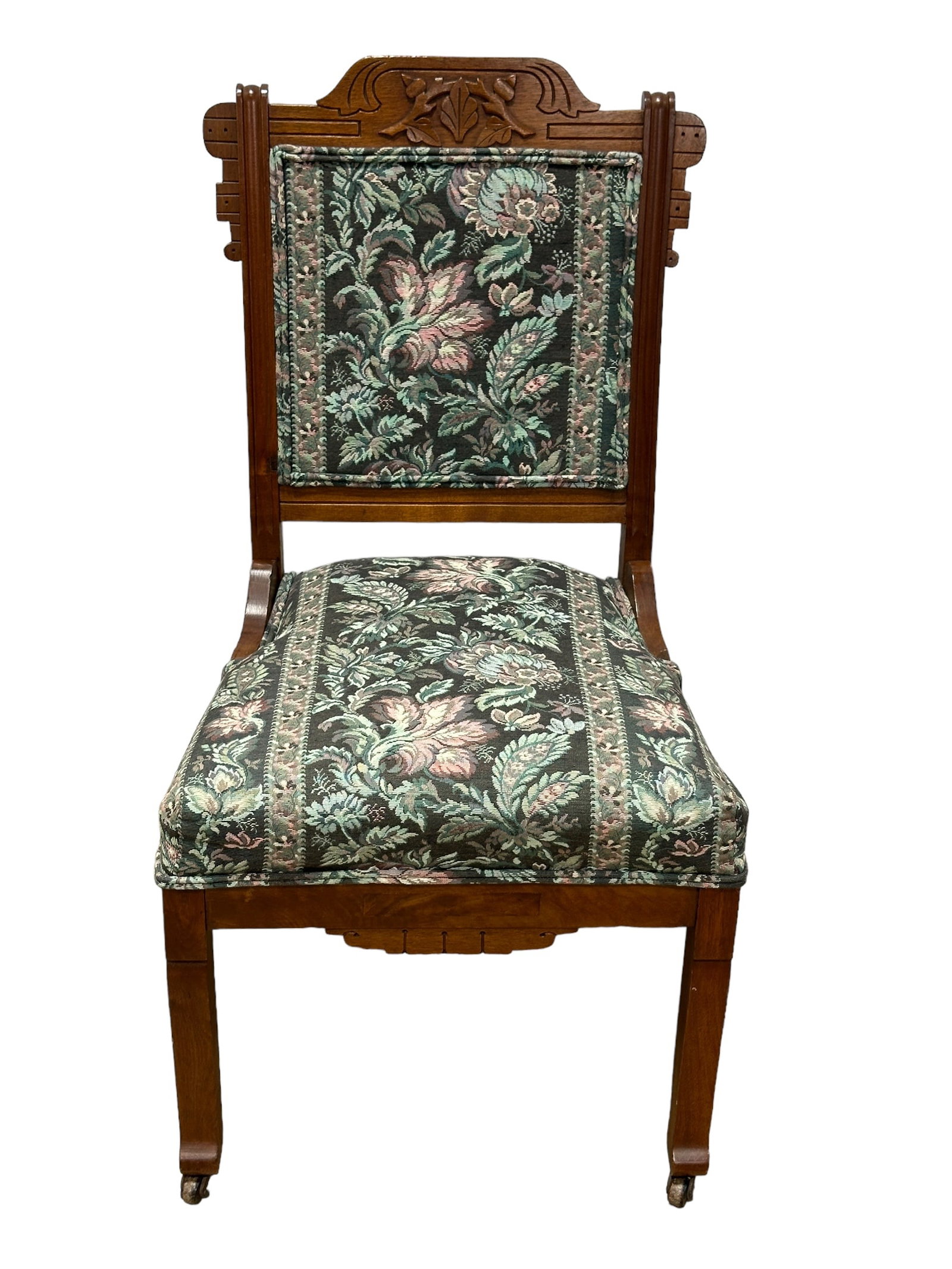 Victorian Eastlake Style Chair: Victorian Eastlake Style Chair. Measures 34.5" H x 18" W x 17" D & the seat height measures 17" tall.