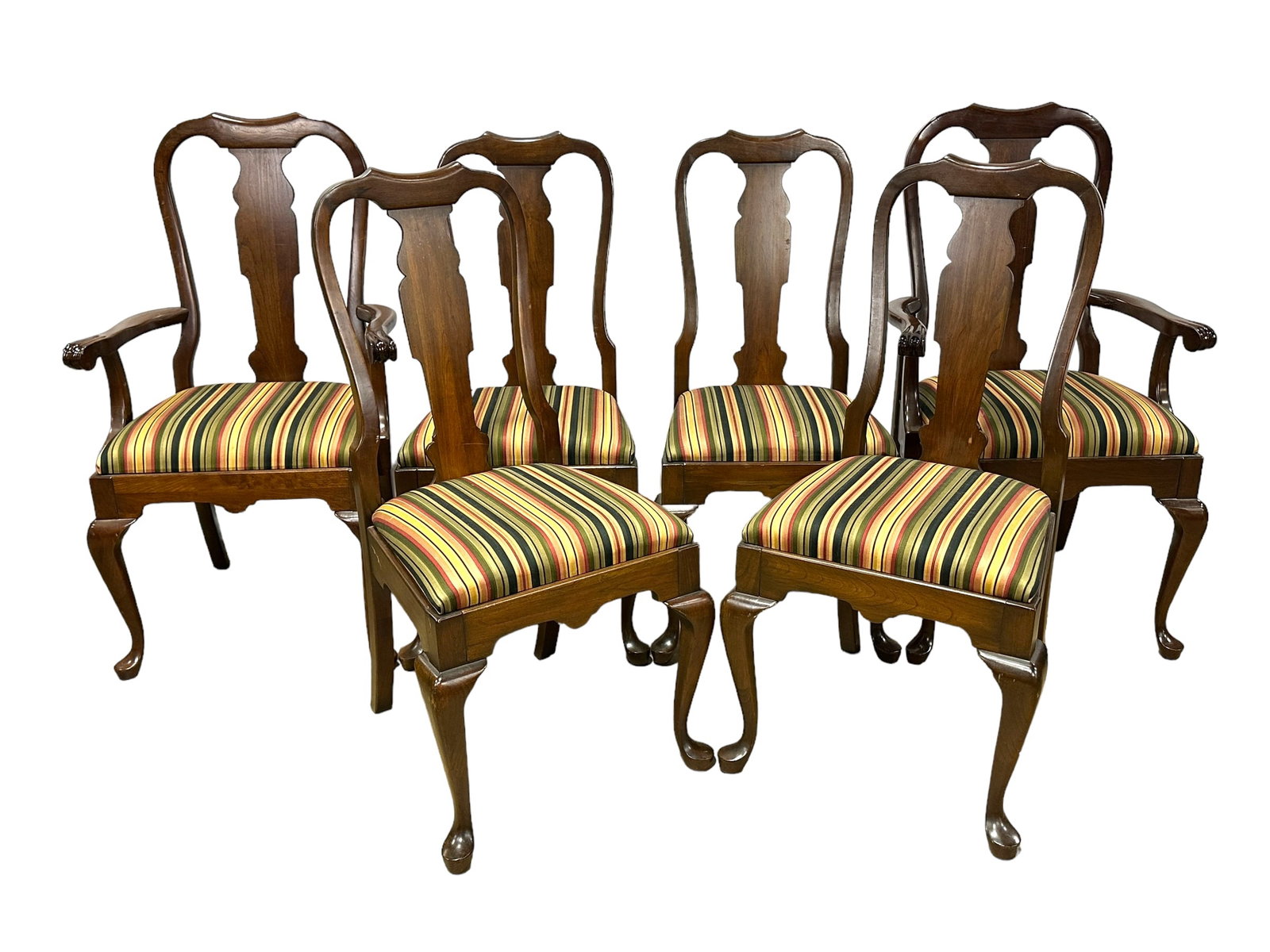 6 Pennsylvania House Dining Room Chairs: 6 Pennsylvania House Dining Room Chairs. 2 arm chairs & 4 chairs measures 39.5" H x 19.5" W x 18" D & the seat height measures 19" tall. Marked "Pennsylvania House" under seat.