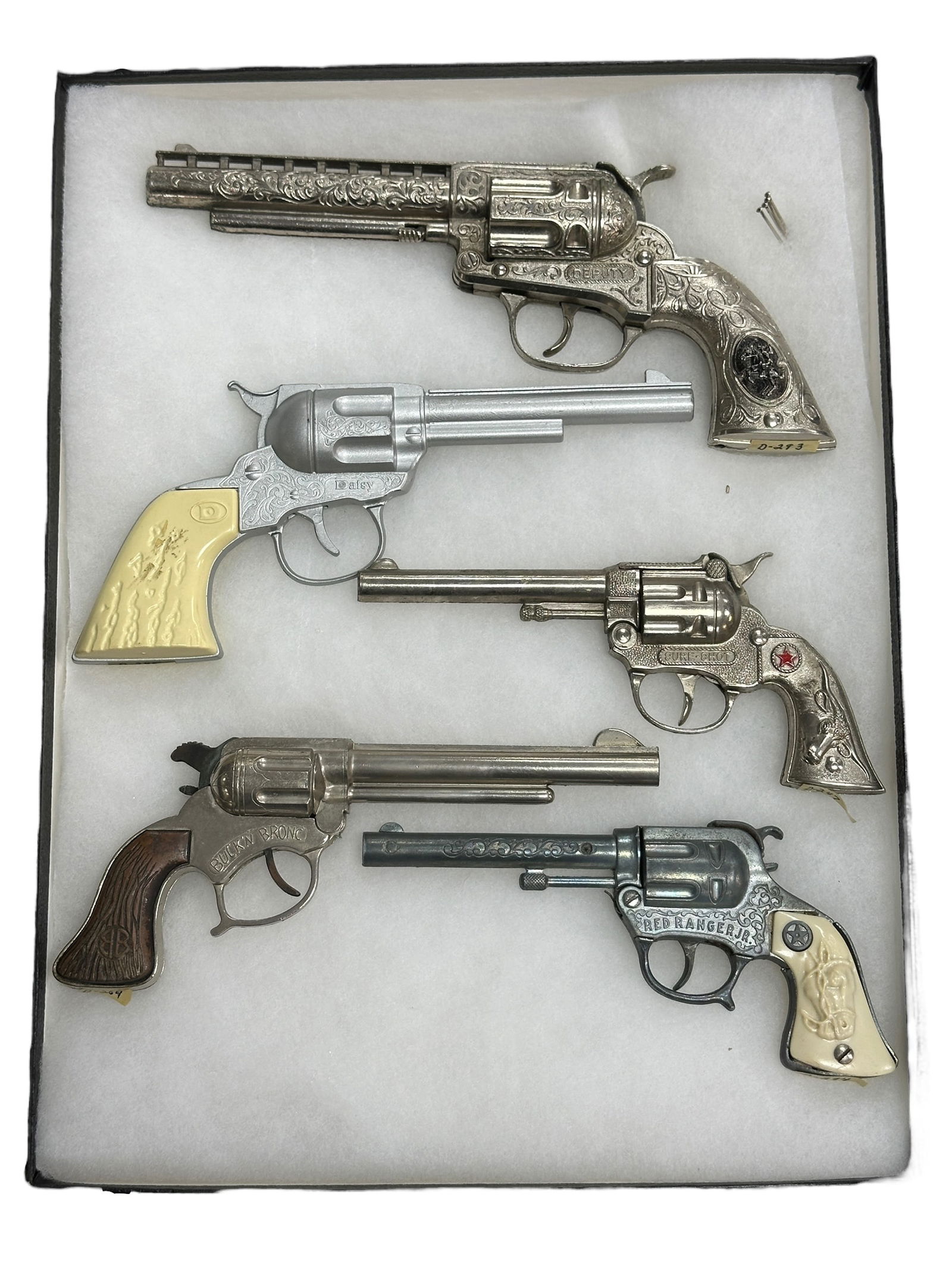 5 Cap Guns in Display Case: 5 Cap Guns in Display Case