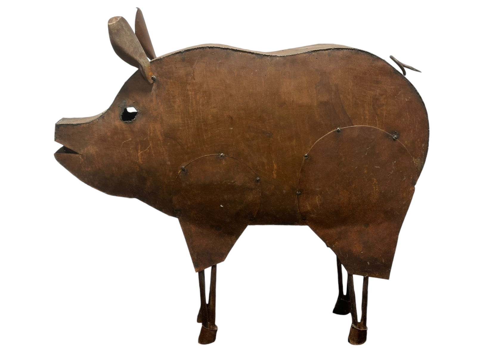 Metal Garden Pig Sculpture (1 of 5)