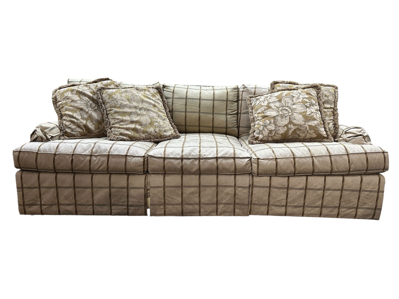 Large Bernhardt Upholstery Couch: Large Bernhardt Upholstery Couch. Bernhardt label under cushions. Measures 37.5" H x 98" W x 43" D. Seat height measures 19" H.