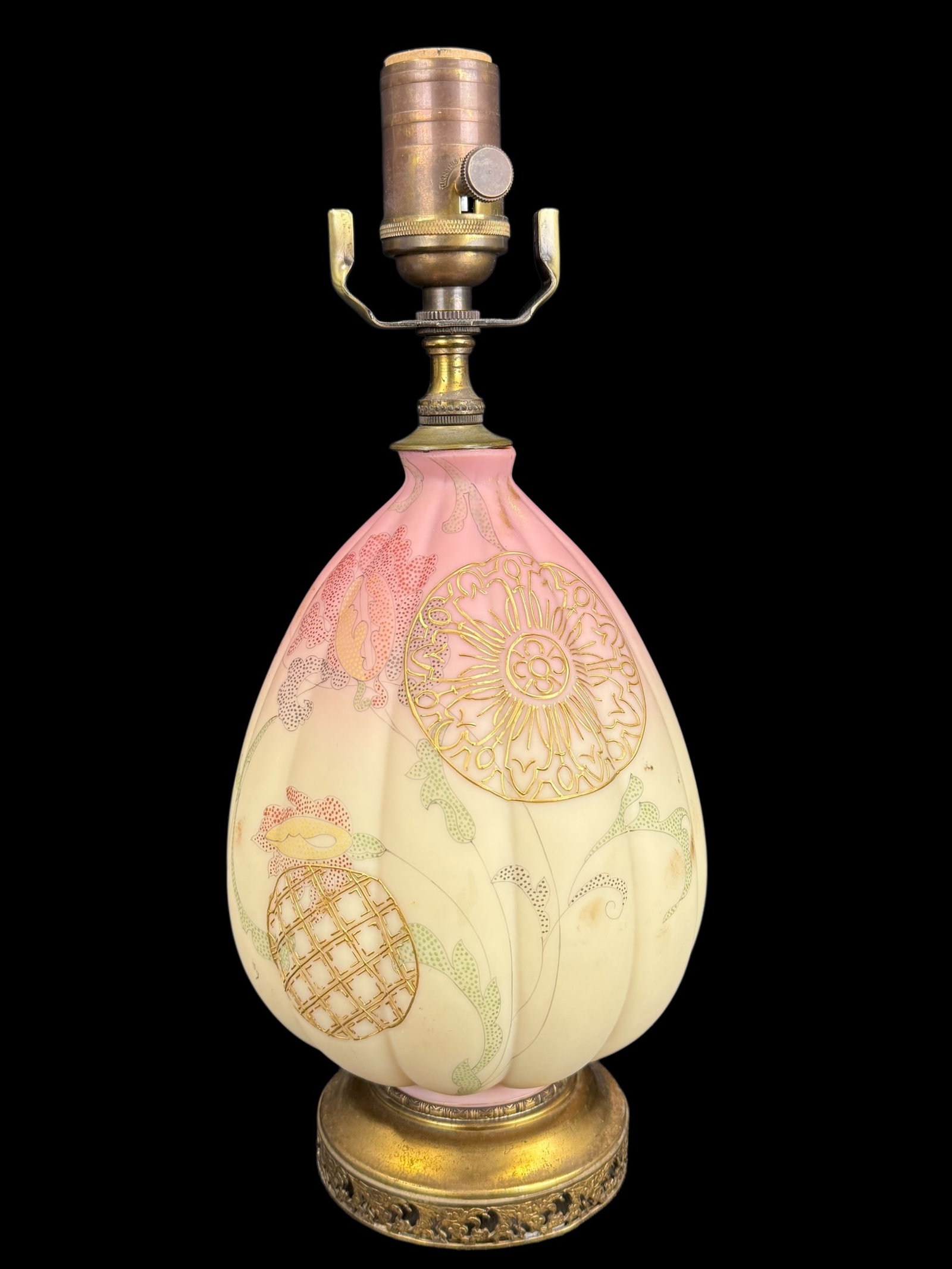 Rare Mt. Washington Crown Milano Burmese Uranium Glass Lamp: Rare Mt. Washington Crown Milano Burmese Uranium Glass Lamp. Is working. Measures 13.5" Tall.