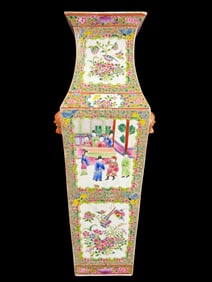 Large Antique Chinese Famille Rose Medallion Vase