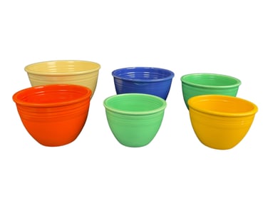 Group of 6 Vintage Fiestaware Bowls