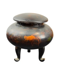 Antique Japanese Edo Era Lacquered Footed Round Box
