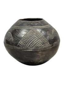 Early 20th C. Zulu Peoples South Africa Clay Ukhamba