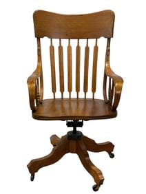 1920s Tiger Oak Spindle Back Swivel Chair