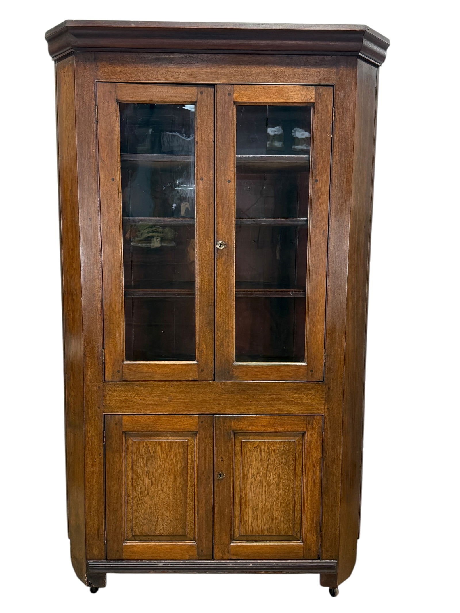 Mid 19th C. Walnut Corner Cabinet (1 of 6)