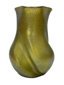 1900s Loetz Papillon Twisted Iridescent Art Nouveau Vase
