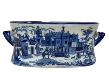 Blue & White Porcelain Footbath