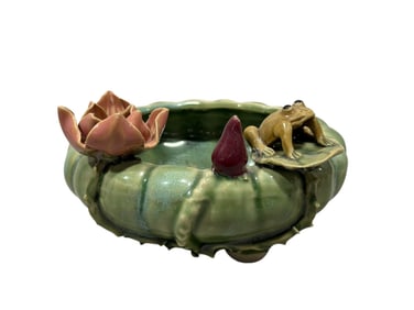 Majolica Frog & Lily Pad Bowl